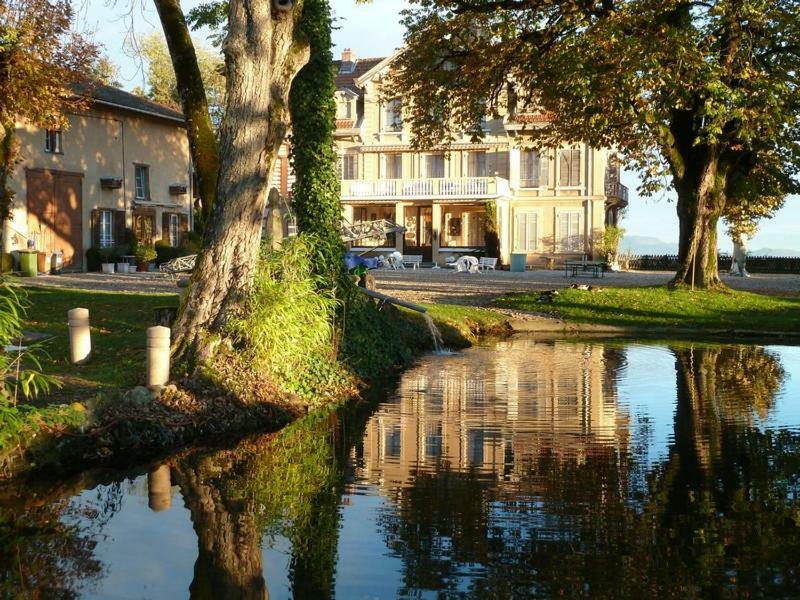 La Garde Chambres D'Hotes Charancieu Εξωτερικό φωτογραφία